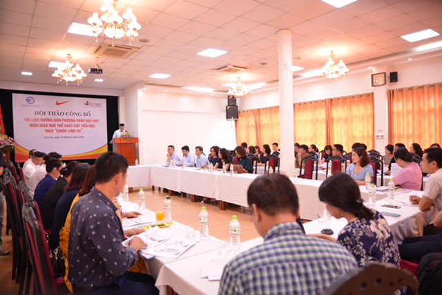 Hội thảo Công bố Tài liệu hướng dẫn phương pháp dạy học môn Giáo dục thể chất cấp Tiểu học theo Chiến lược 6C, ngày 26/6 tại Hà Nội. (Ảnh: Thanh Hà)